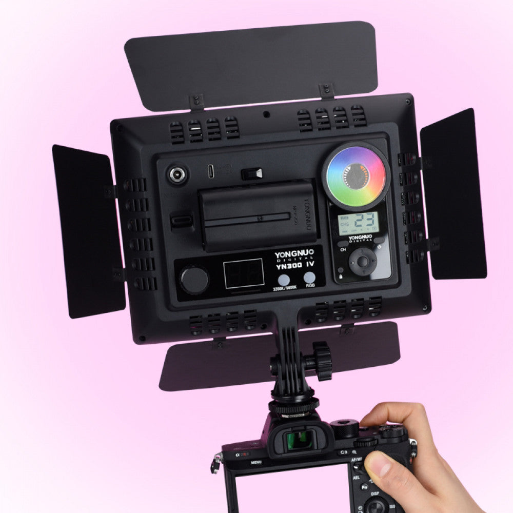 Video light LED RGB — Yongnuo YN300 IV (battery kit + battery charger)