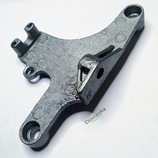 Chain saw emergency brake mechanism plate