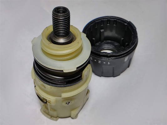 Proton screwdriver gearbox for 17 positions