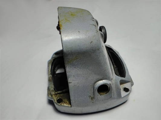 Bosch 125D angle grinder gearbox housing