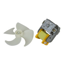 Fan motor RT-01 WT52 220V + impeller D=100mm for refrigerator