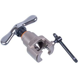 Valve set VALUE VFT 808 -IS D pipes = 1/4&apos&apos-3/4&apos&apos + pipe cutter VTC-28B