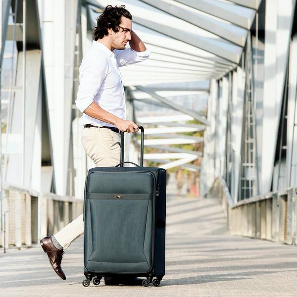 Suitcase Epic Quantum (M) Black