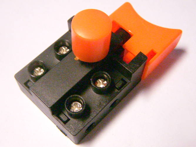 KR82-5E4 10A с защитой 11*23