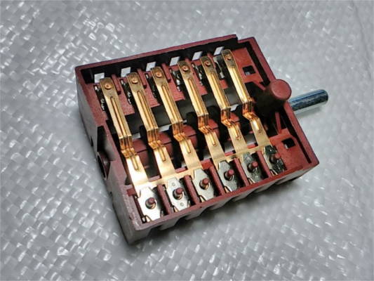 3+3 8 позиций