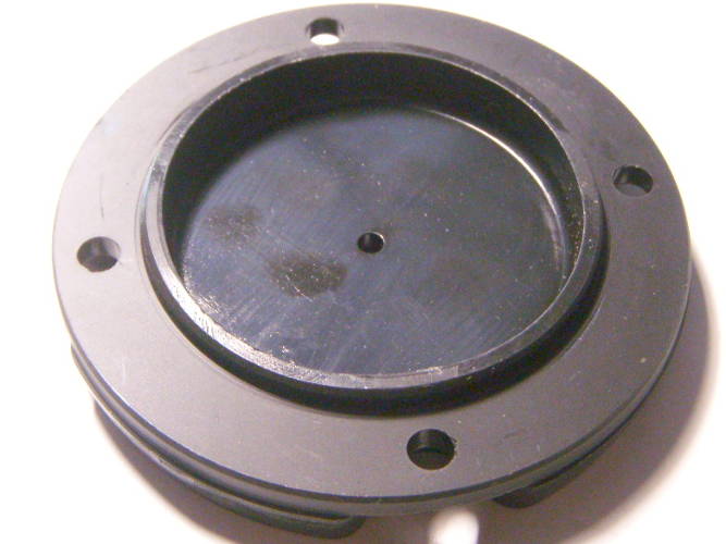 Нижняя пластиковая крышка