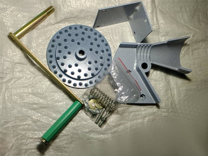 ручная малая кукурузолущилка