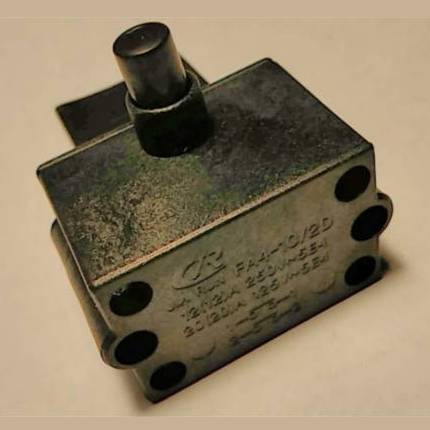 FA4-10/2DB (12*25) фиксатор