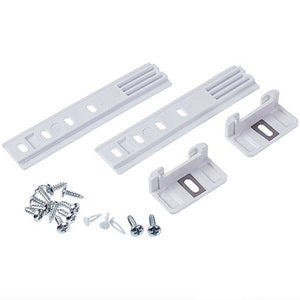 A set of fasteners for the door facade for a built-in refrigerator