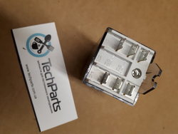 Power relay FINDER 62.82.8.230.0300 628282300300. 230V, 16A