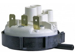 Прессостат 60/40 COMENDA 130617