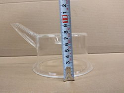 The bowl and spout contains the capacity of the citrus juicer Macap P200, P202 series. C0007S810