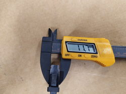 Micromik door pusher for refrigeration equipment