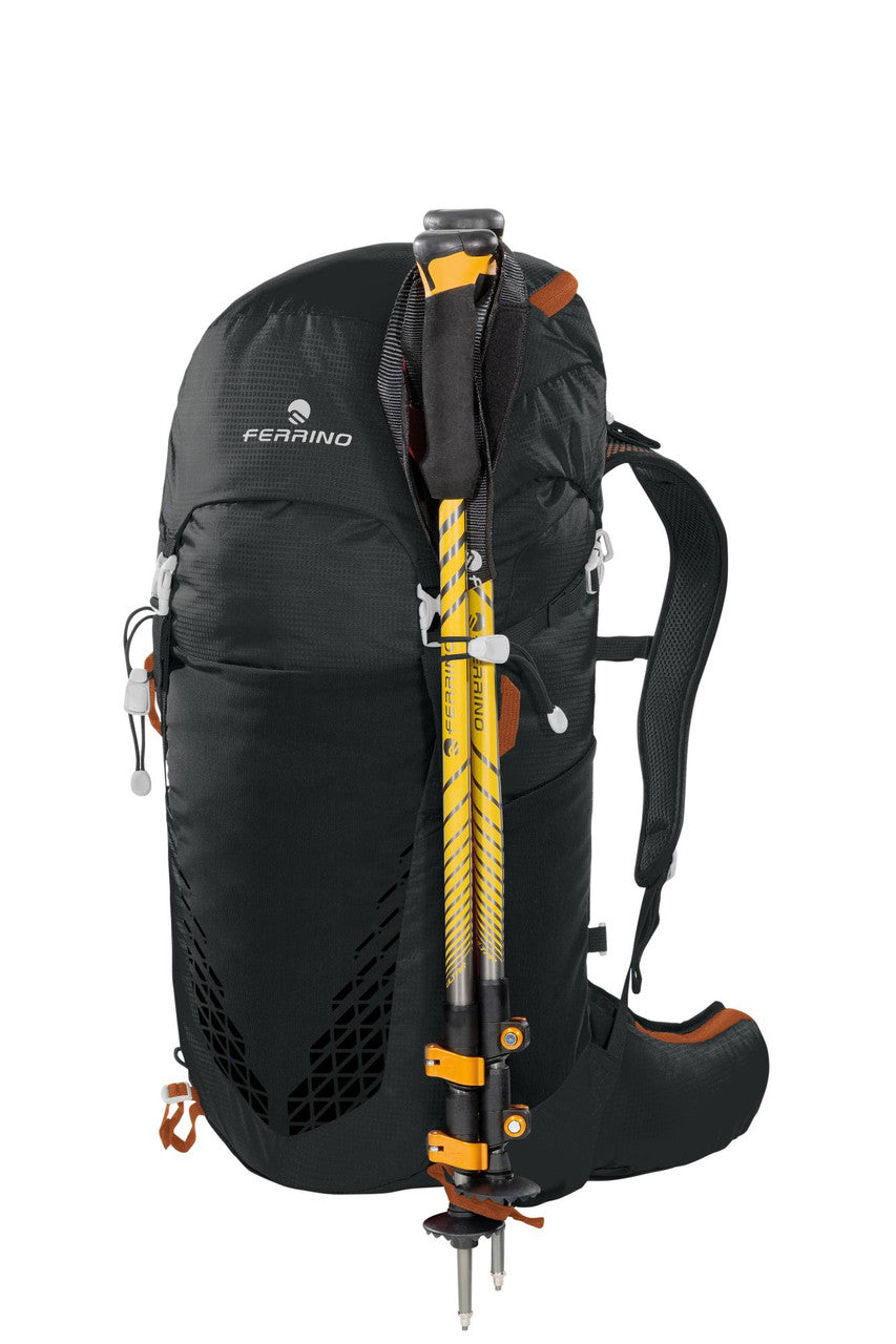 Рюкзак туристичний Ferrino Agile 25 Black (75222NCC)