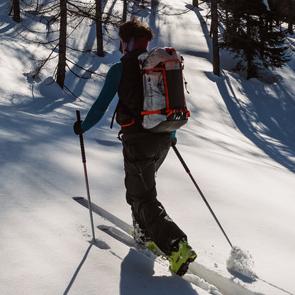 Travel backpack Ferrino Instinct 30+5 White (75653LWW)