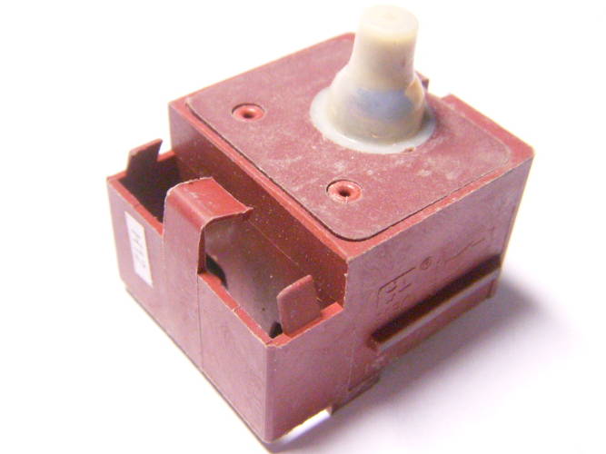 HLT 130W на 8А 29*35*22 конденсатор