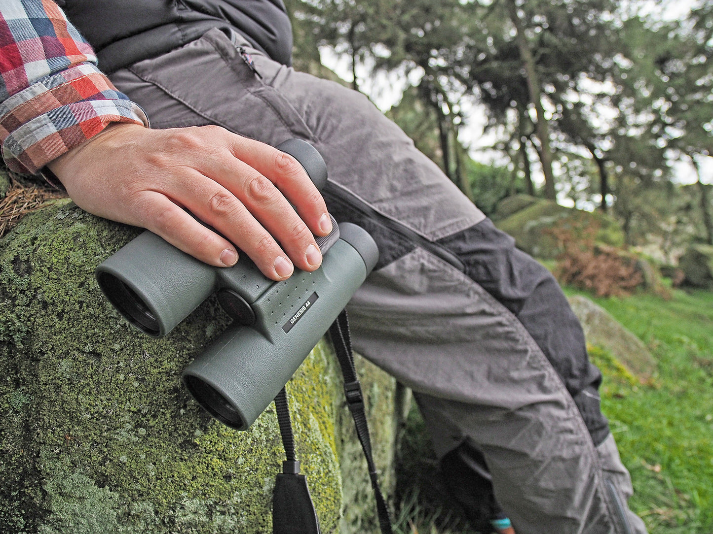 Binoculars Kowa Genesis XD 10.5x44 (10821)