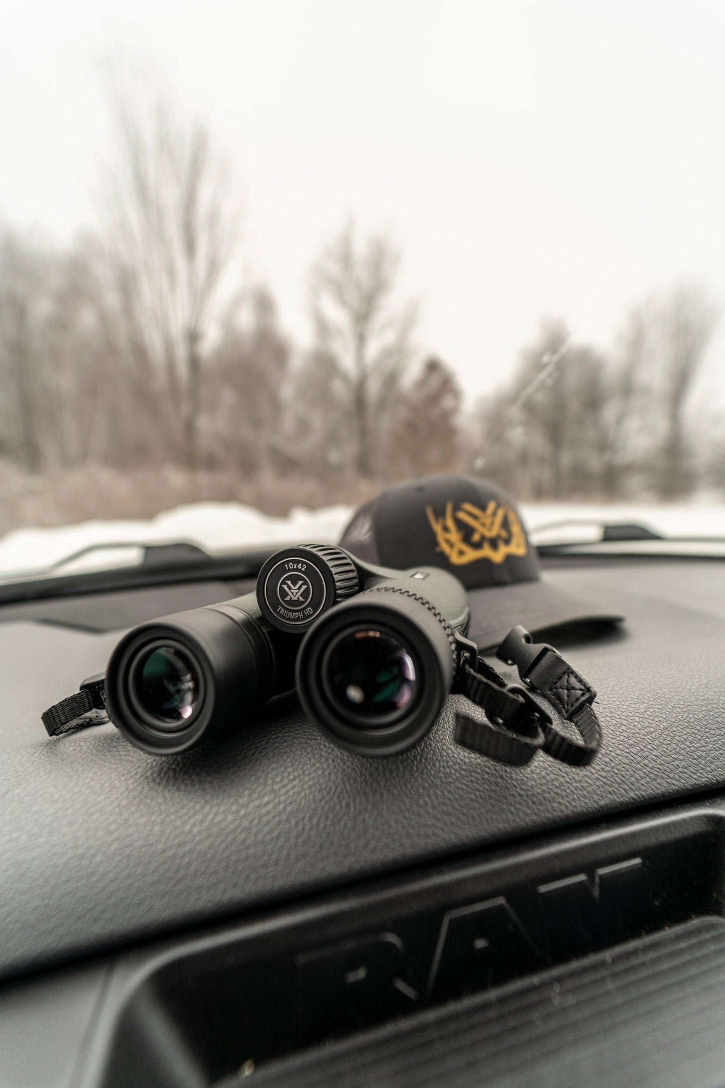 Binoculars Vortex Triumph HD 10x42 (TRI-1042)