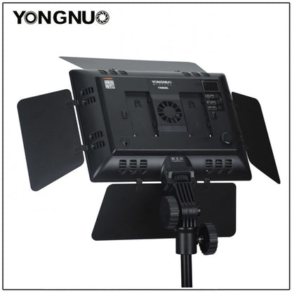 LED video light — Yongnuo YN600L (battery kit + battery charger)