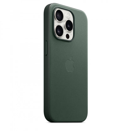 FineWoven Case with MagSafe iPhone 15 Plus — Evergreen