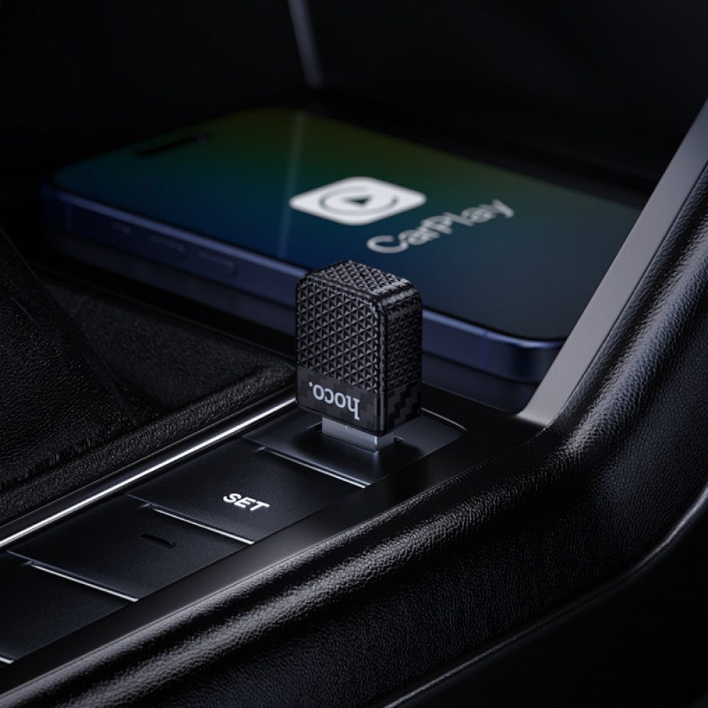 CarPlay adapter — Hoco HU3