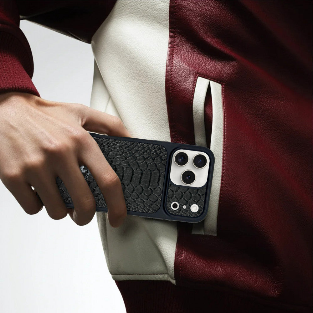 Polo Knight Leather Case iPhone 17 Pro — Titanium Grey