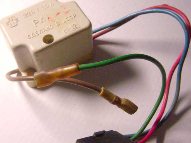 Starting relay R-4 220V 1.5A for refrigerator R-4 -1.5A