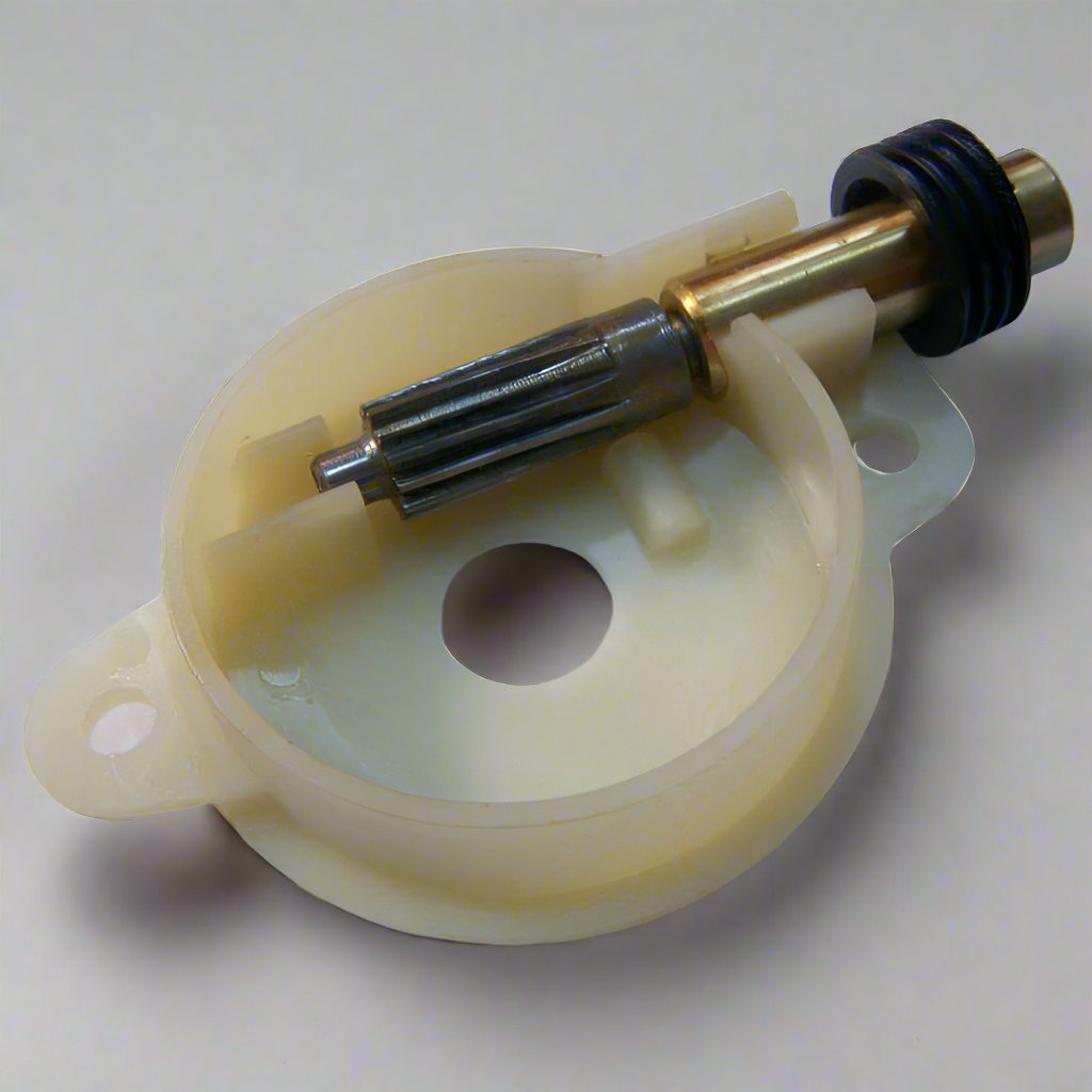Husqvarna chainsaw reinforced oil pump with metal shaft and gear