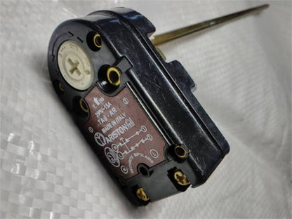 Water heater boiler thermostat 3412075 15A 220V rod L255 + lamp outputs