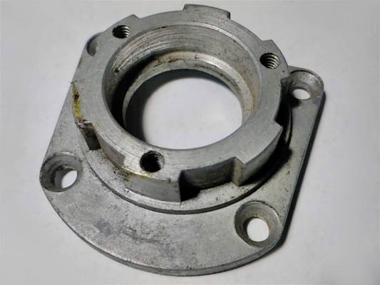 Flange 28*41*33-32*28*24 of the gearbox of a circular electric saw