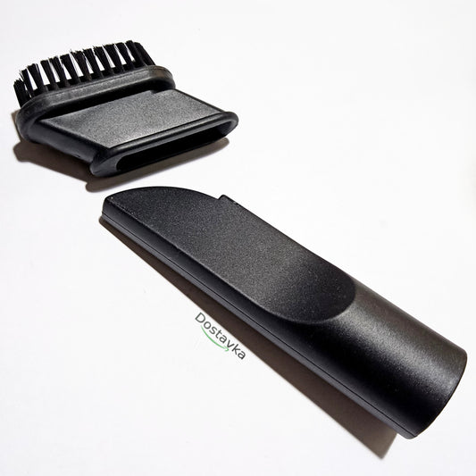 Local cleaning nozzle of a vacuum cleaner for a 32 mm pipe