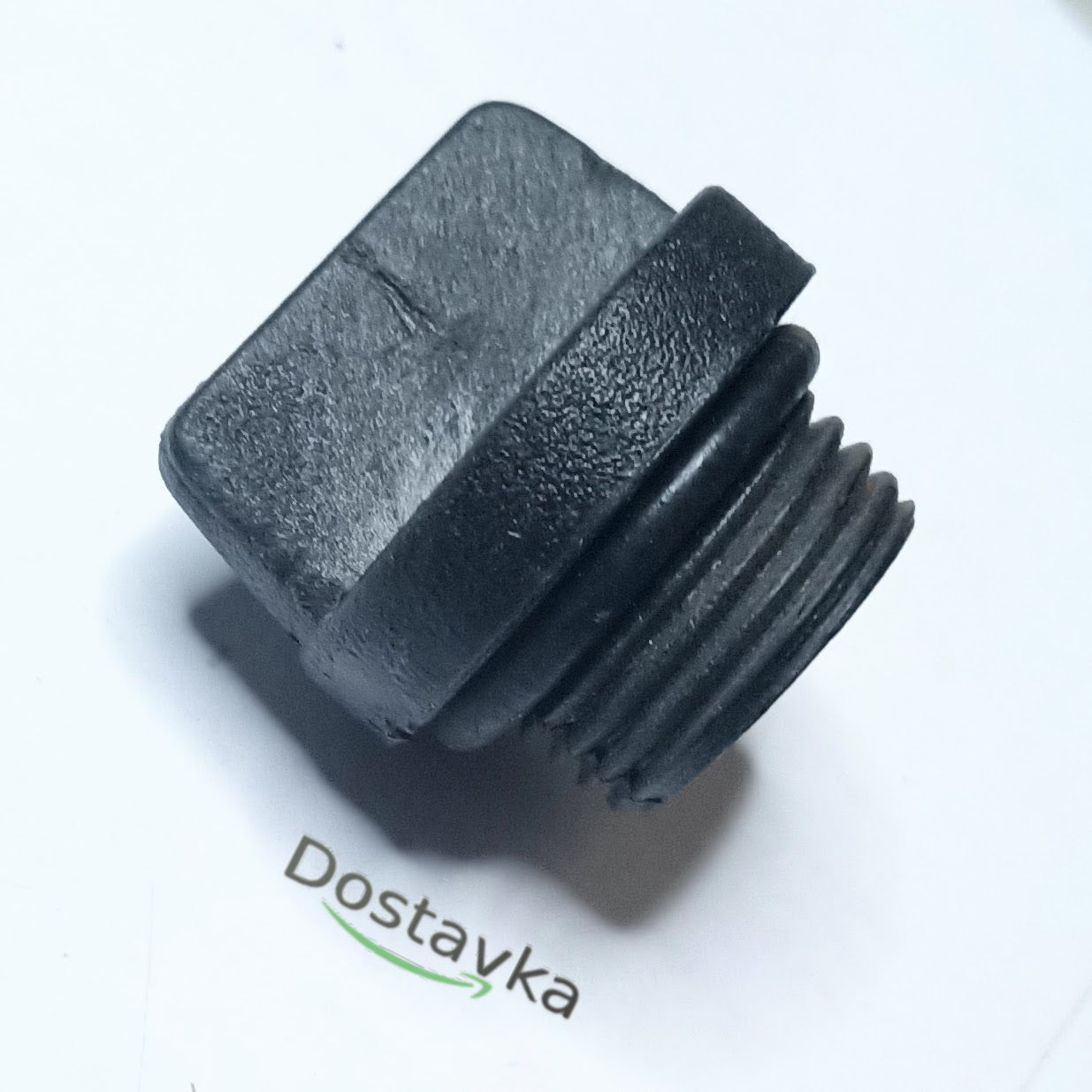 Threaded plastic plug 3/4" L12 (fine thread) for water pump chamber