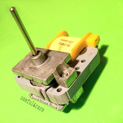 Motor (YZF 052 / RE-01WT52) for ventilation of No Frost Samsung refrigerator (shaft L37 D4 mm)
