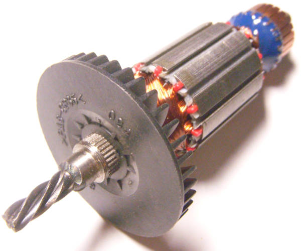 Anchor of the Fiolent MD 520 W drill motor (L138 d32 5-teeth left) (almost IDFR684263009-10I)