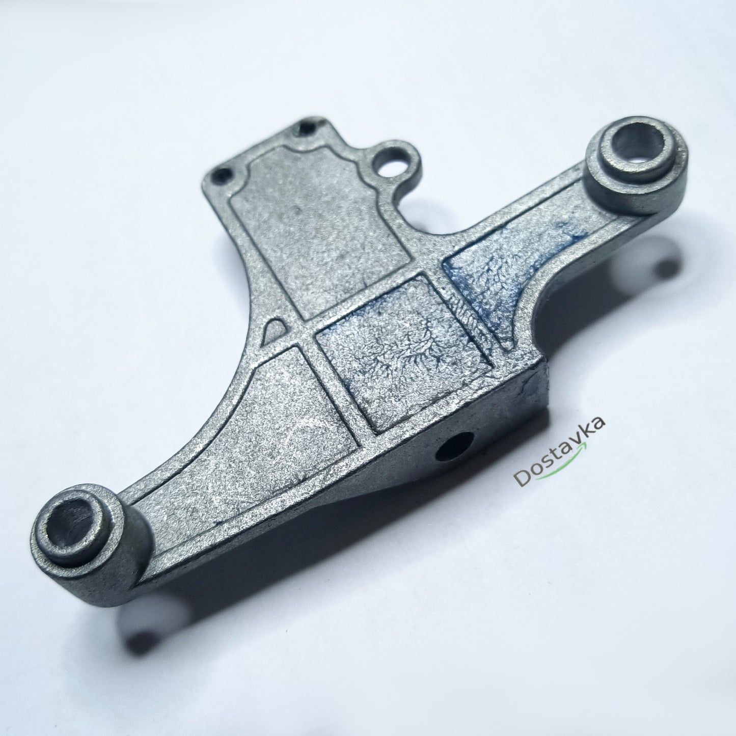 Chain saw emergency brake mechanism plate