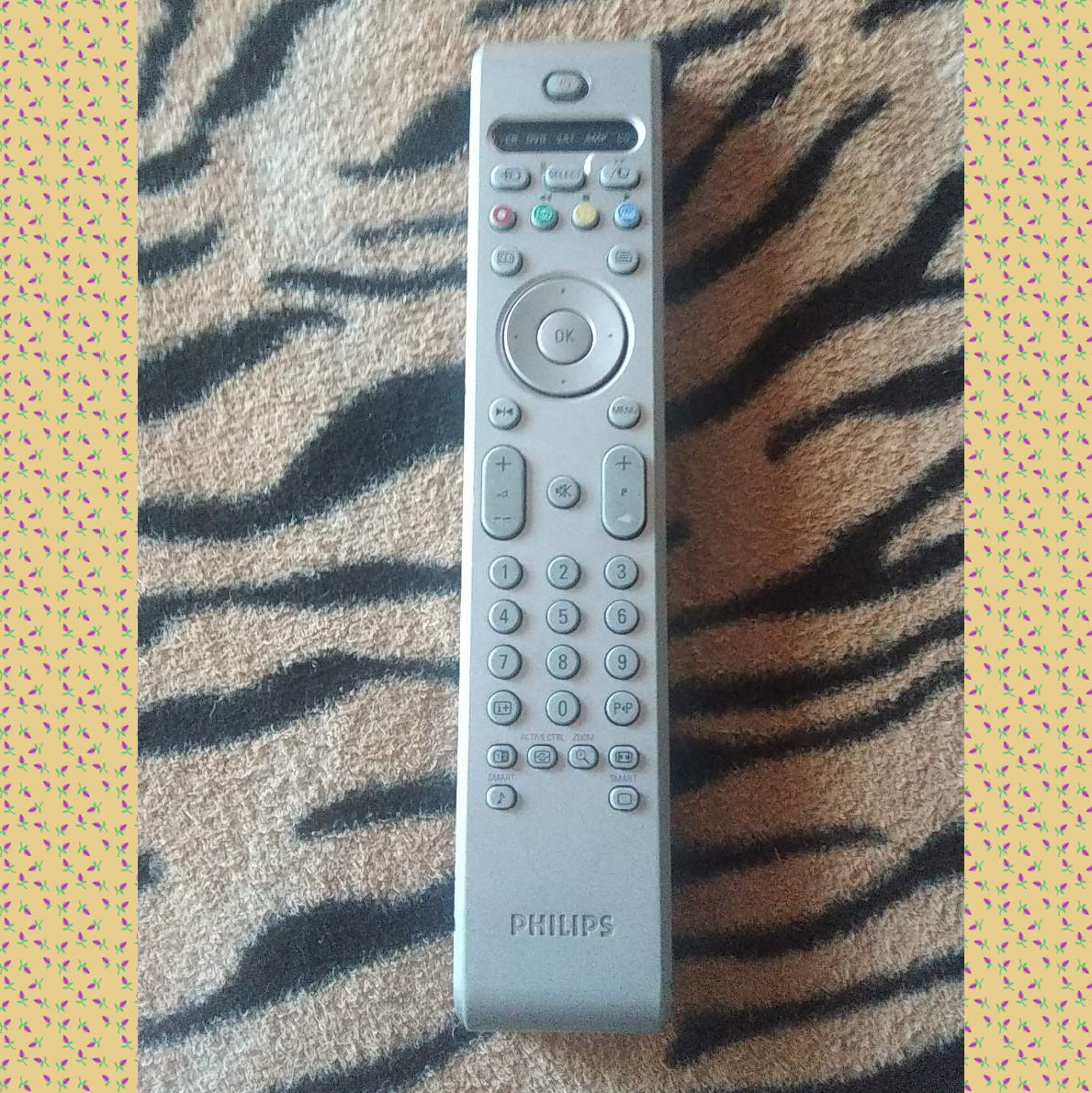 Philips TV Universal Remote Control (RM-719C, RC-2034301)