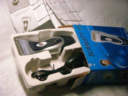 2-in-1 Scarlett SC-518  Electric Shaver (+ Mustache Trimmer) (with floating blades)