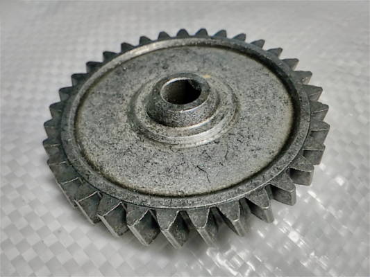 Gear z33 d10*20*74.5 h8-20 for a chain saw