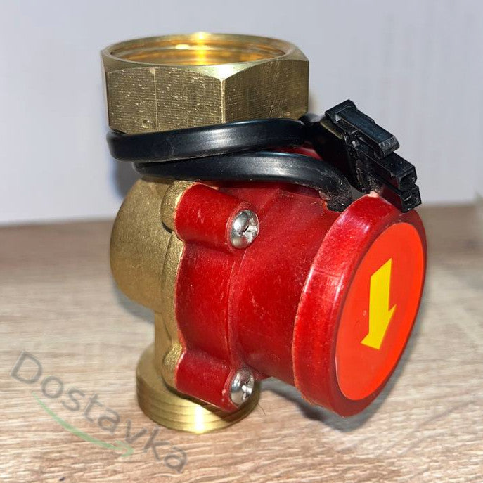Relay water flow sensor for switching on the pressure boosting pump