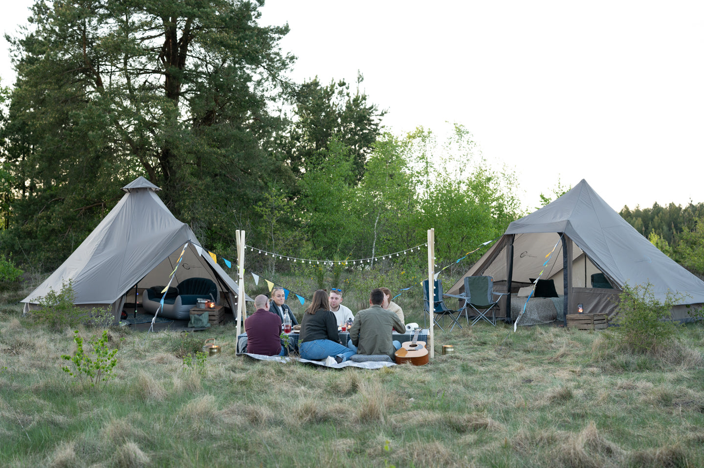 Ten-month tent Easy Camp Moonlight Cabin Gray (120444)
