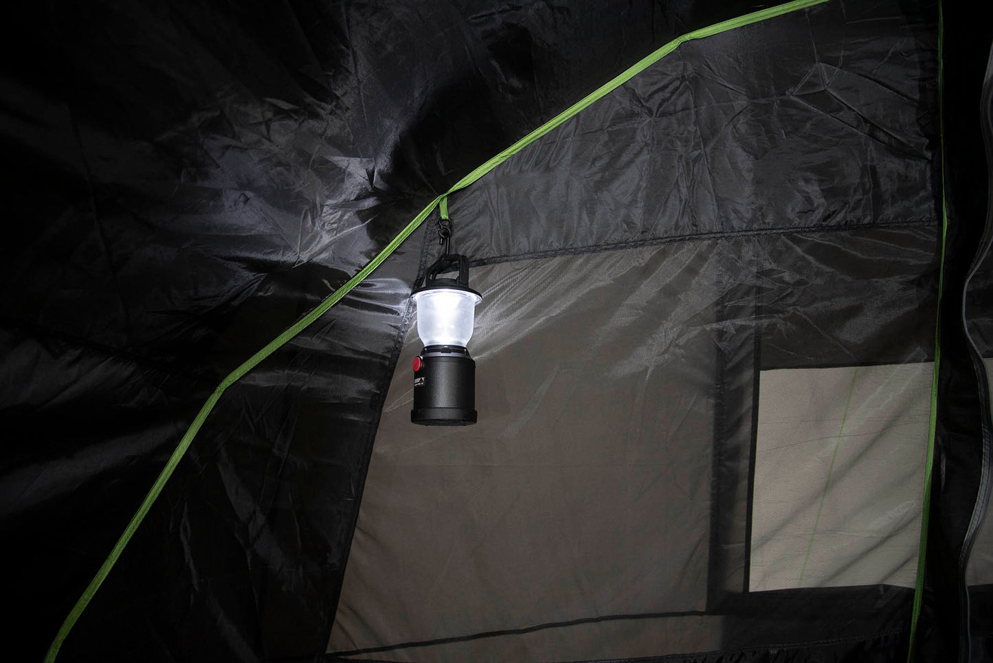 Five-year-old mantle High Peak Garda 5.0 Light Grey/Dark Grey/Green (11823)