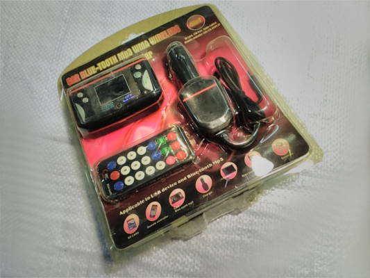 Bluetooth MP3 WMA Wireless FM Transmitter