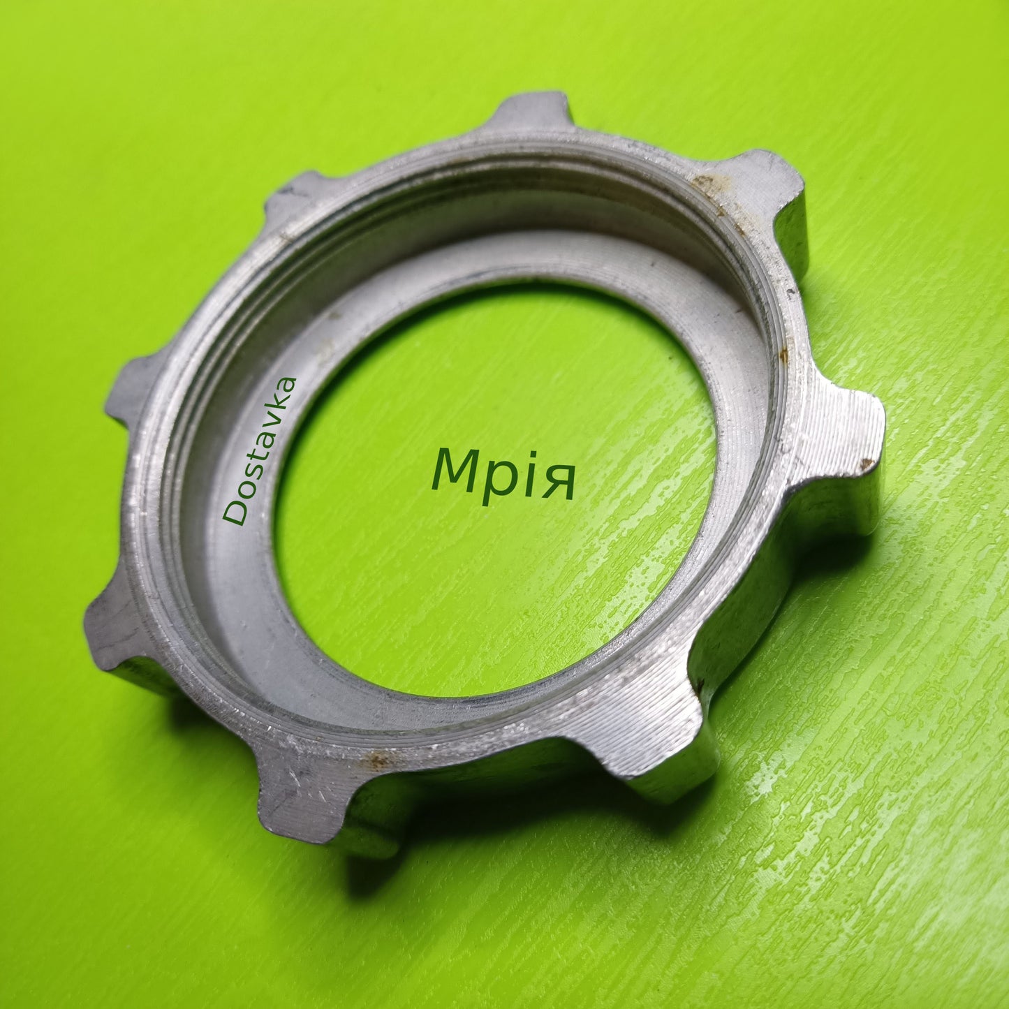 шнековой соковыжималки комбайна Мрия