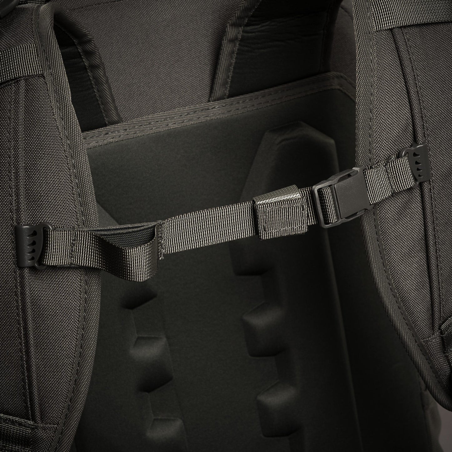 Tactical backpack Highlander Stoirm Backpack 40L Dark Gray (TT188-DGY)