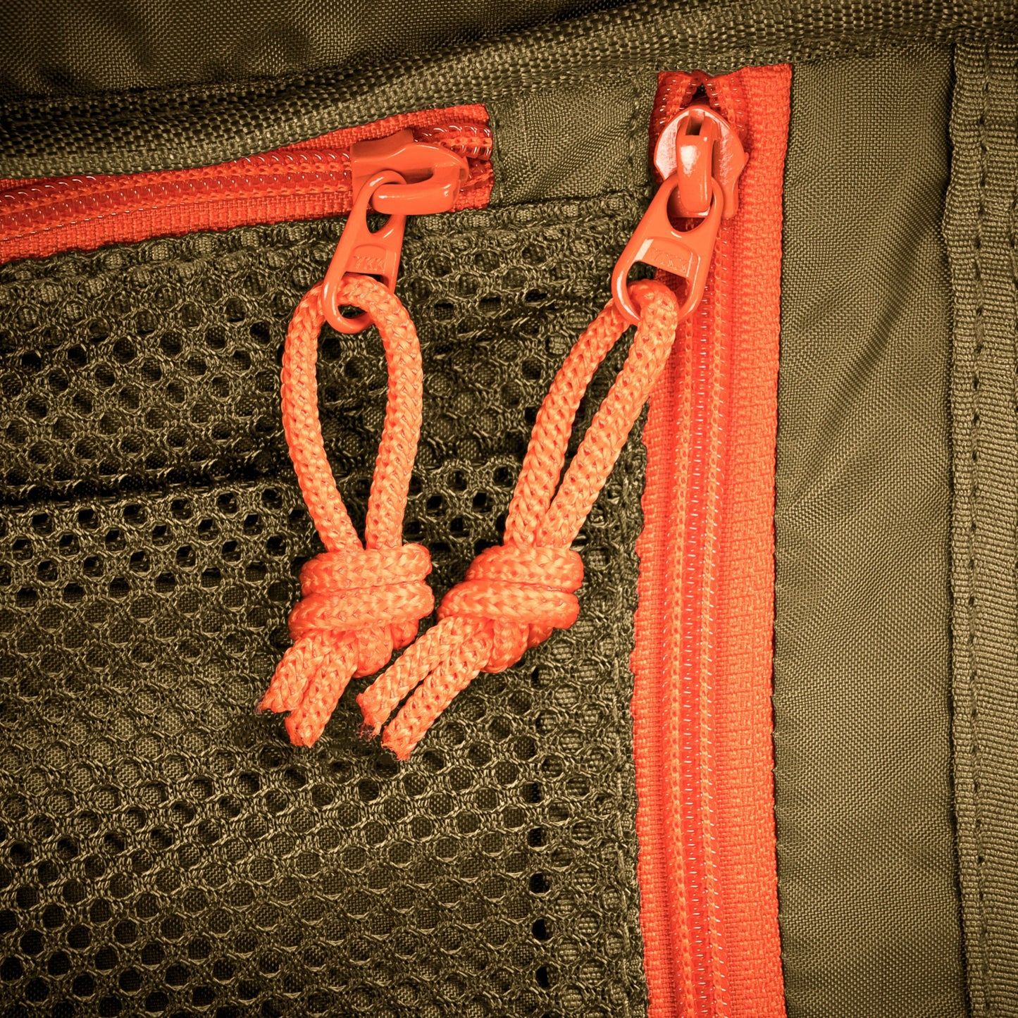 Tactical backpack Highlander Stoirm Gearslinger 12L Coyote Tan (TT189-CT)