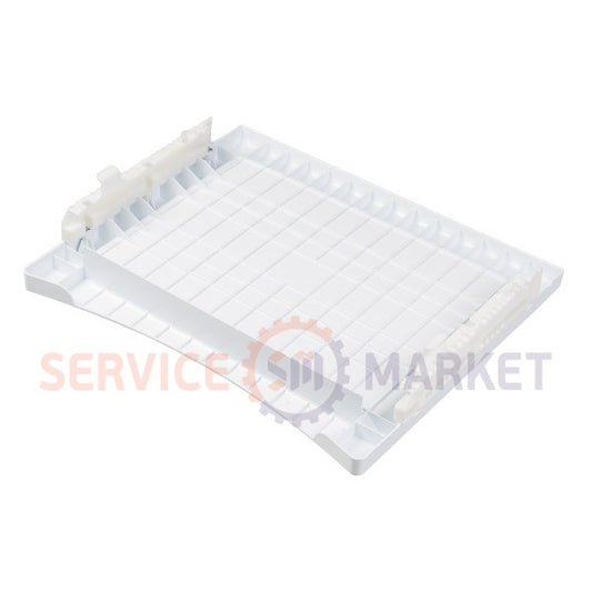 Shelf above the vegetable drawer in the Samsung refrigerator