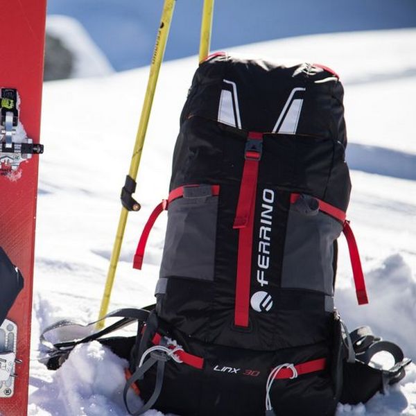 Ferrino Lynx 30 Black Travel Backpack