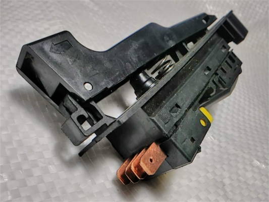 230 круг 4 клеммы 28*78