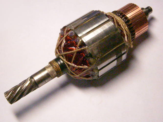 Skil 5866 F0125866 7.2A 1600 W