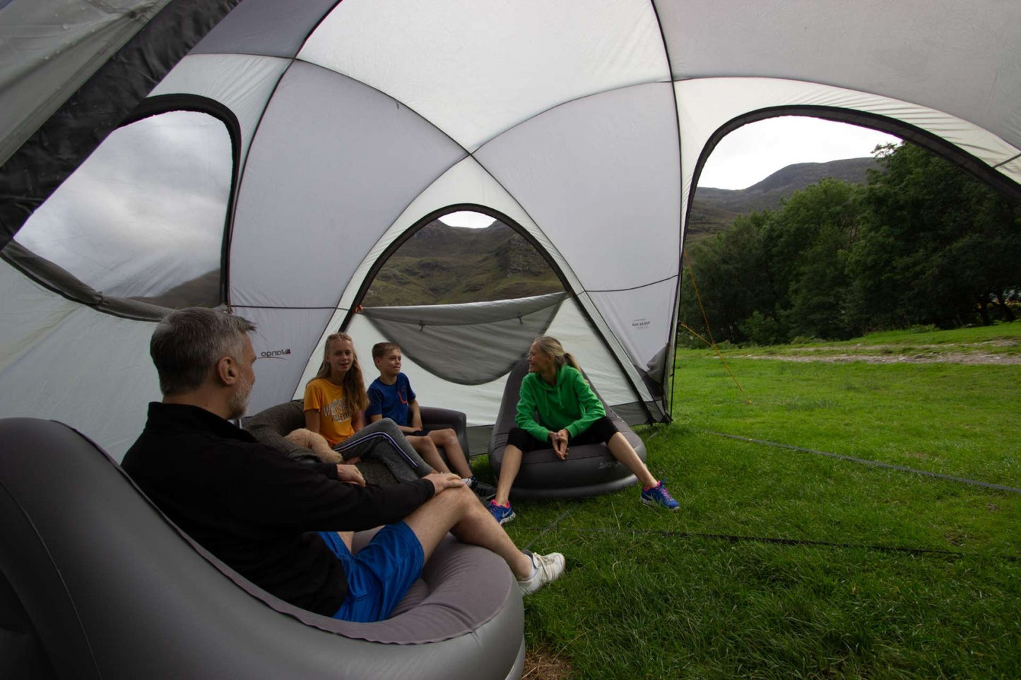 Vango Hogan Hub Cloud Grey Tent